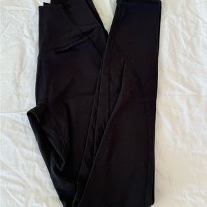 Buff bunny black legacy leggings worn once for shoot